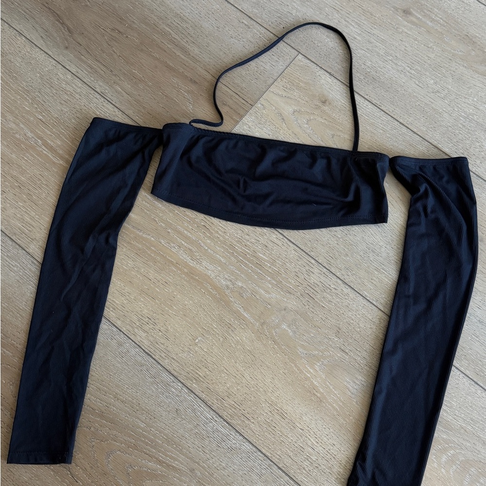 SHEIN Elegant Black Off-Shoulder Crop Top